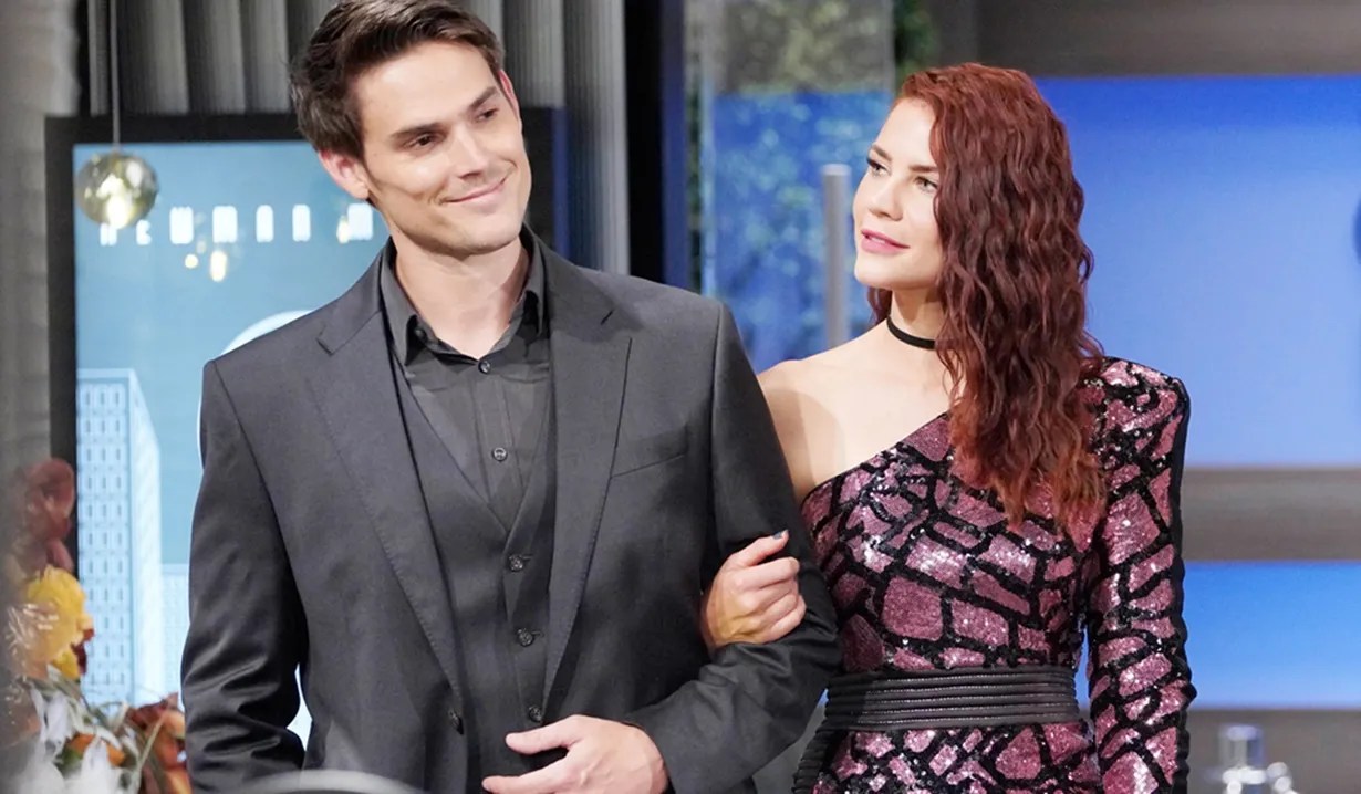 Behold: Photos of Young & Restless’ Mark Grossman and Courtney Hope On Holiday in Mexico (9)